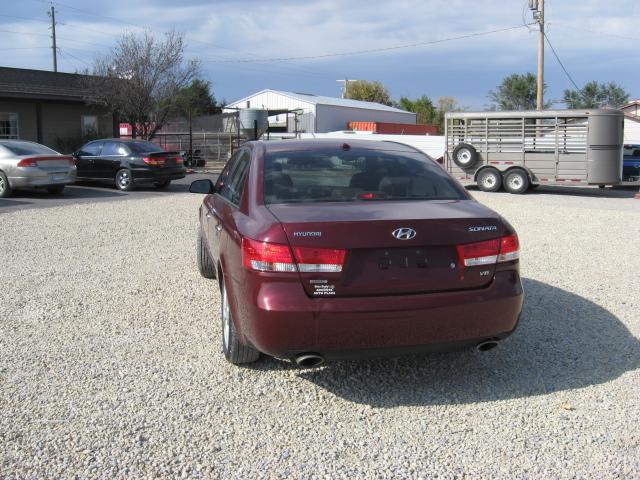 Hyundai Sonata 2008 photo 2