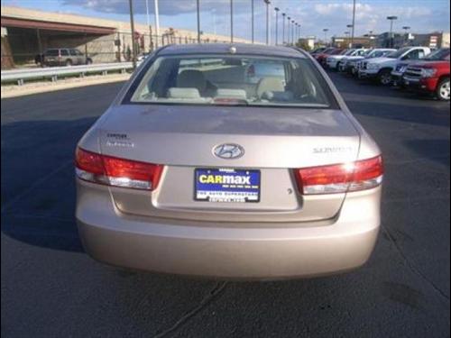 Hyundai Sonata 2008 photo 2