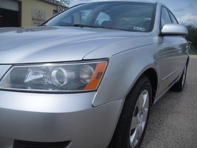 Hyundai Sonata 2008 photo 32