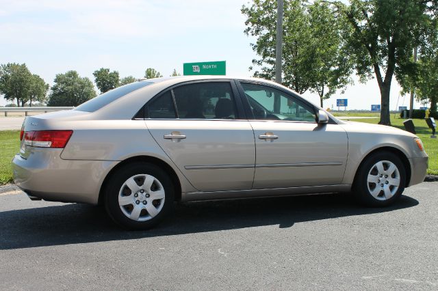 Hyundai Sonata PK Sedan
