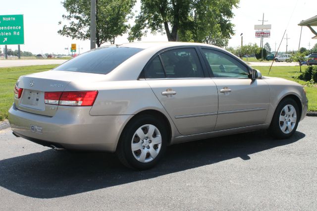 Hyundai Sonata 2008 photo 1