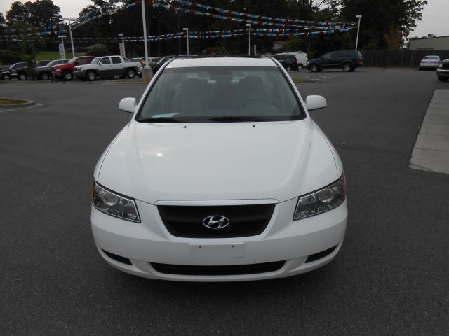 Hyundai Sonata 2008 photo 3