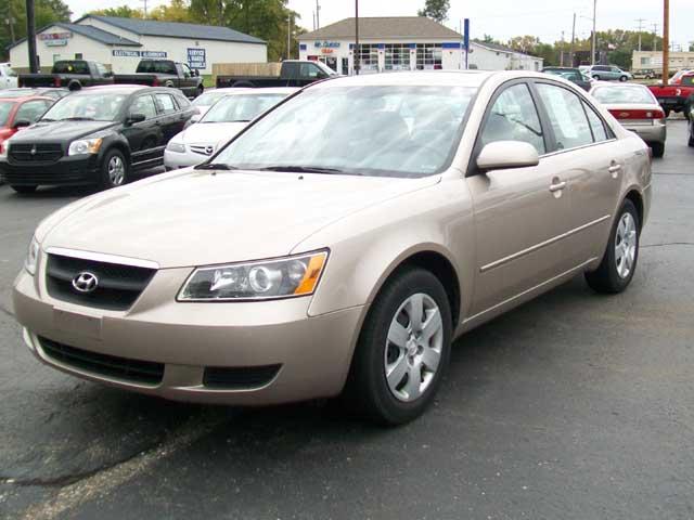 Hyundai Sonata FWD 4dr Sport Sedan