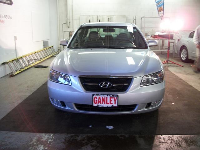 Hyundai Sonata 2008 photo 2