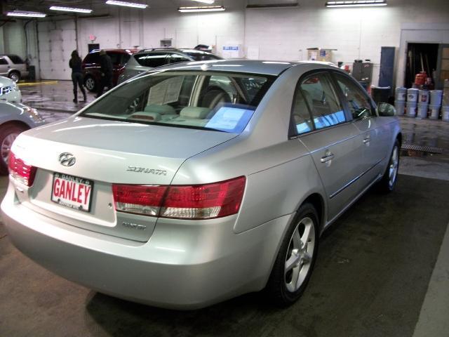 Hyundai Sonata 2008 photo 4