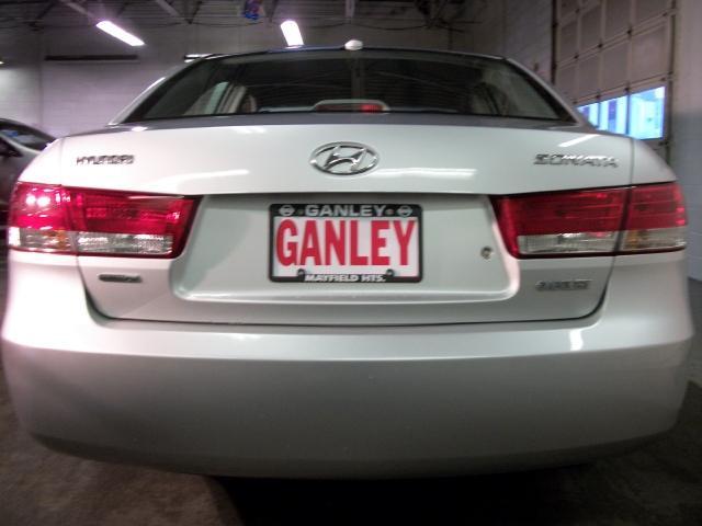 Hyundai Sonata 2008 photo 5