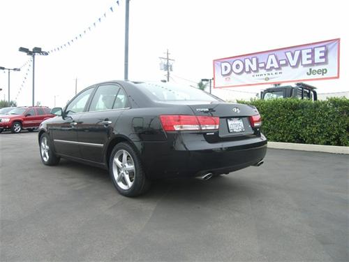Hyundai Sonata 2008 photo 2
