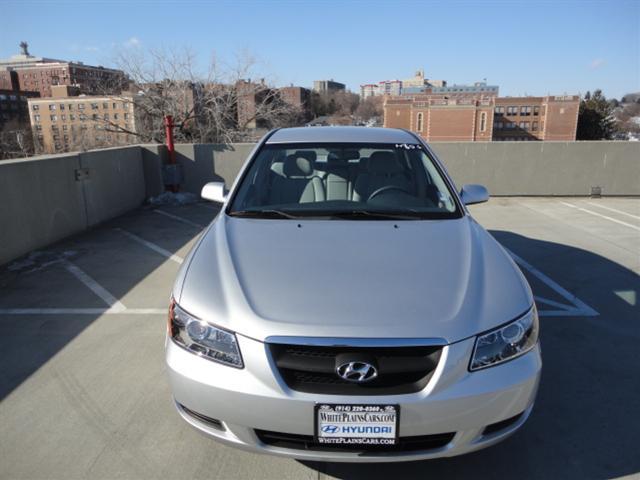 Hyundai Sonata 2008 photo 3