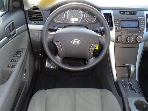 Hyundai Sonata 2009 photo 2