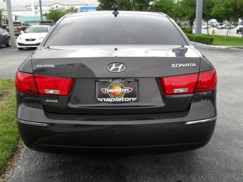 Hyundai Sonata 2009 photo 1