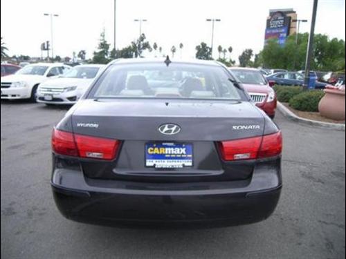 Hyundai Sonata 2009 photo 2