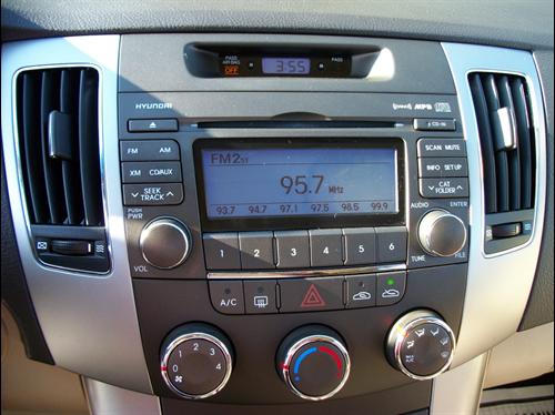 Hyundai Sonata 2009 photo 4