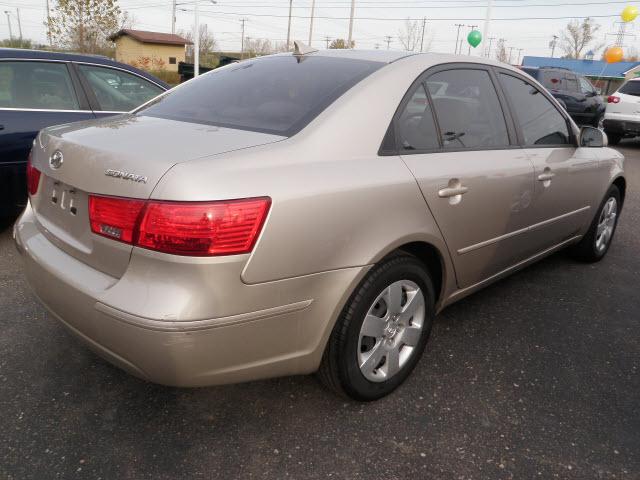 Hyundai Sonata 2009 photo 2