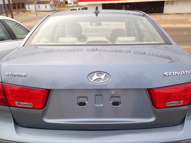 Hyundai Sonata 2009 photo 1