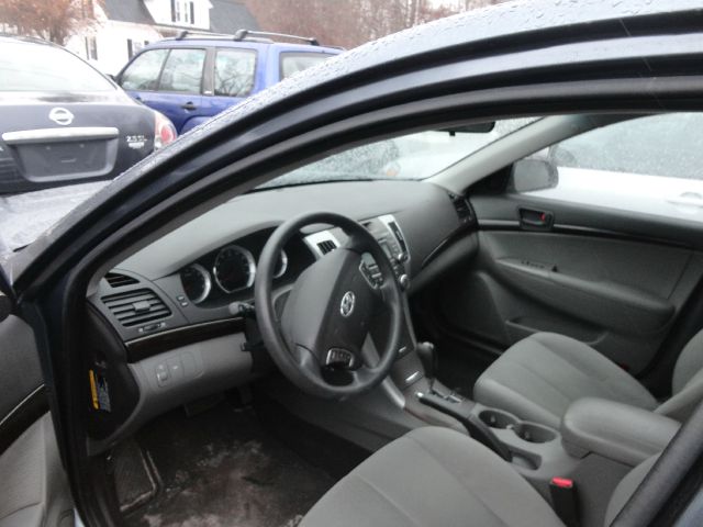Hyundai Sonata 2009 photo 2