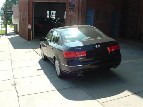 Hyundai Sonata 2009 photo 1