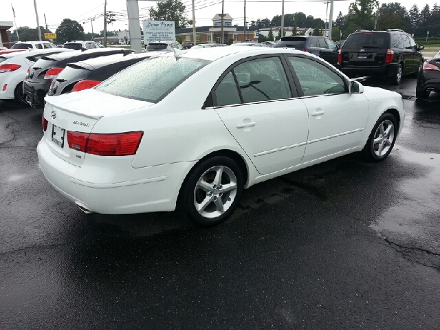 Hyundai Sonata 2009 photo 3