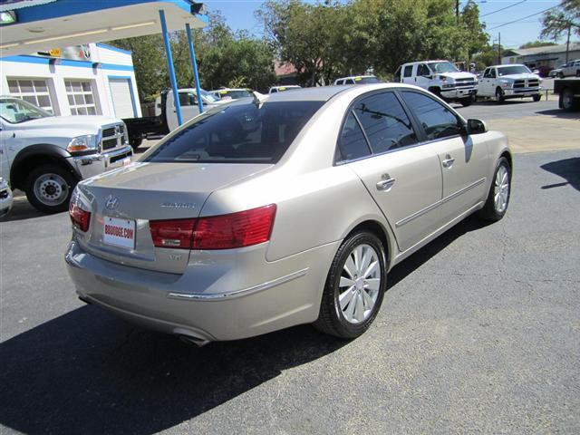 Hyundai Sonata 2009 photo 2