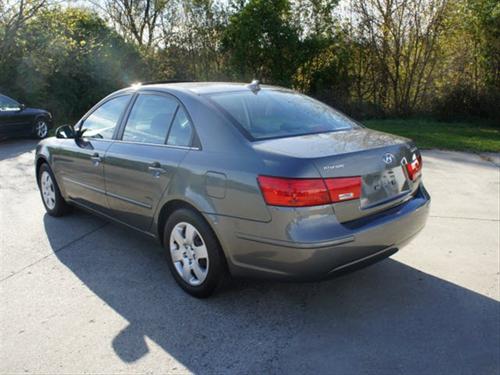 Hyundai Sonata 2009 photo 4