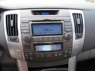 Hyundai Sonata 2009 photo 1