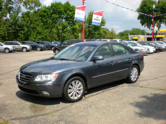 Hyundai Sonata SLT 25 Sedan