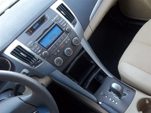 Hyundai Sonata 2009 photo 2