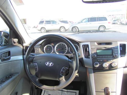 Hyundai Sonata 2009 photo 2