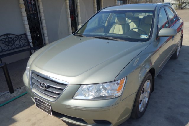 Hyundai Sonata FWD 4dr Sport Sedan