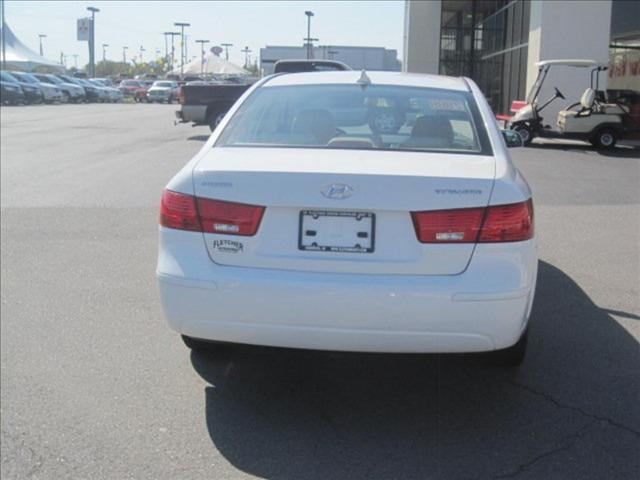 Hyundai Sonata 2009 photo 2