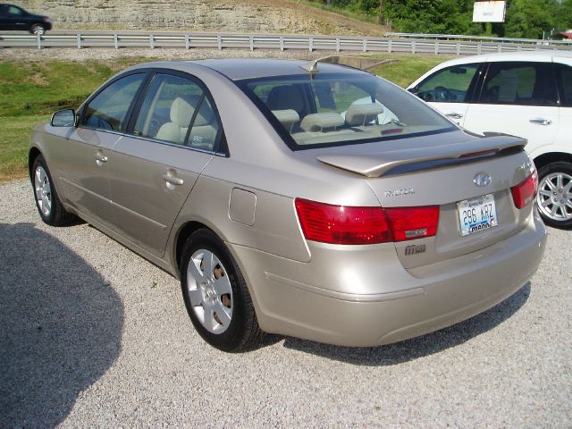 Hyundai Sonata 2009 photo 8