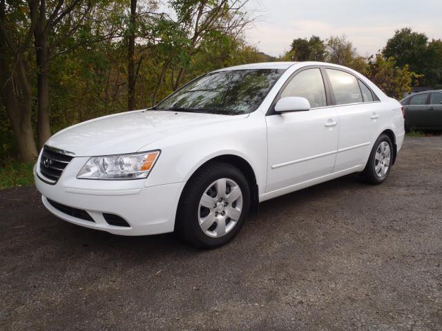 Hyundai Sonata FWD 4dr Sport Sedan