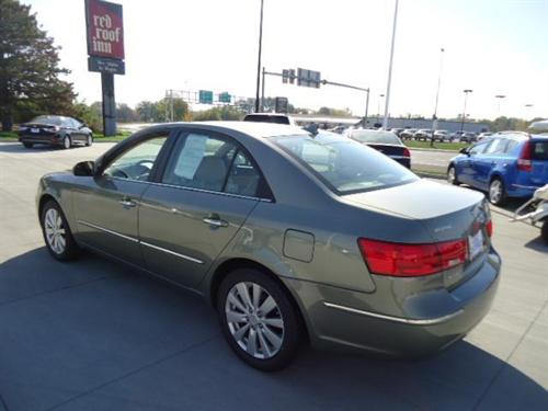 Hyundai Sonata 2009 photo 4