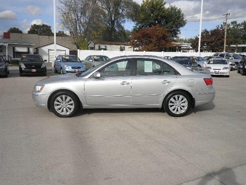 Hyundai Sonata 2009 photo 1