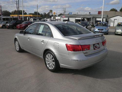 Hyundai Sonata 2009 photo 2