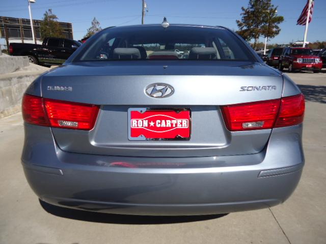 Hyundai Sonata 2009 photo 4