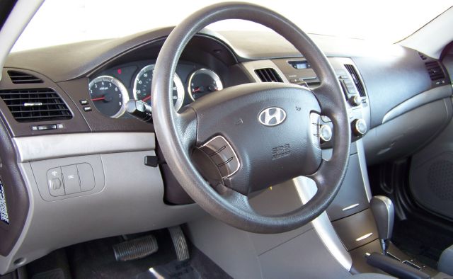 Hyundai Sonata 2009 photo 2