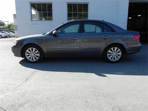 Hyundai Sonata 2009 photo 2