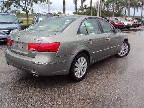 Hyundai Sonata 2009 photo 1
