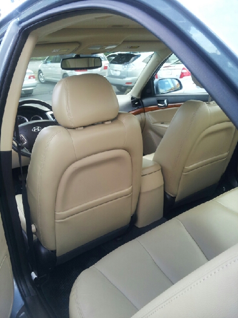 Hyundai Sonata 2009 photo 2