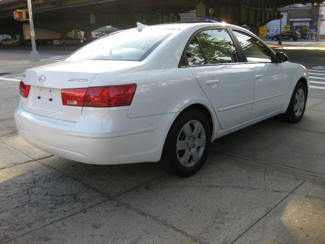 Hyundai Sonata 2009 photo 12