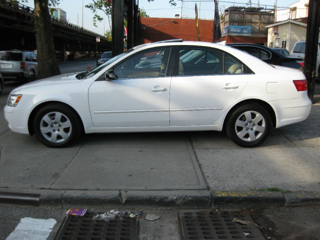 Hyundai Sonata 2009 photo 13