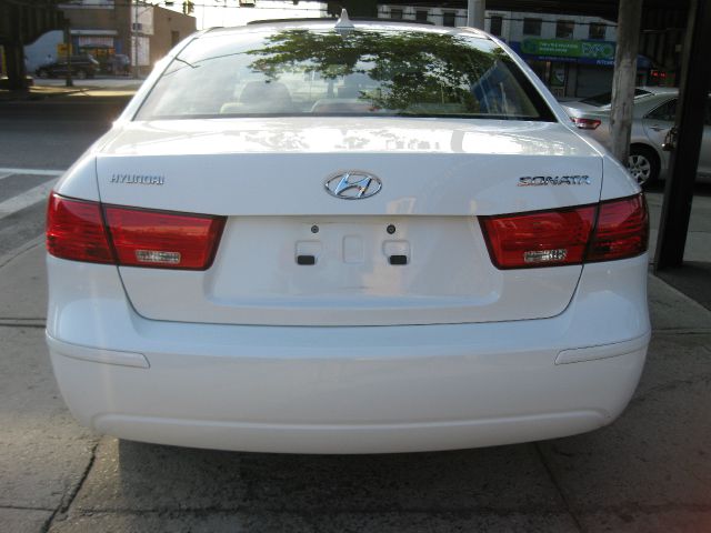 Hyundai Sonata 2009 photo 3