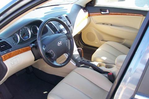 Hyundai Sonata 2009 photo 2