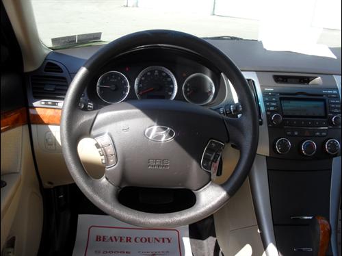 Hyundai Sonata 2009 photo 2