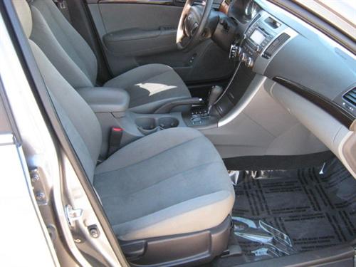 Hyundai Sonata 2009 photo 2