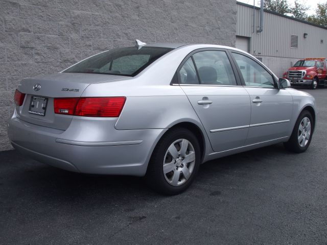 Hyundai Sonata 2009 photo 1