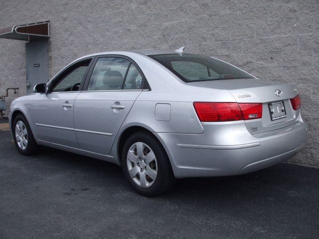 Hyundai Sonata 2009 photo 2