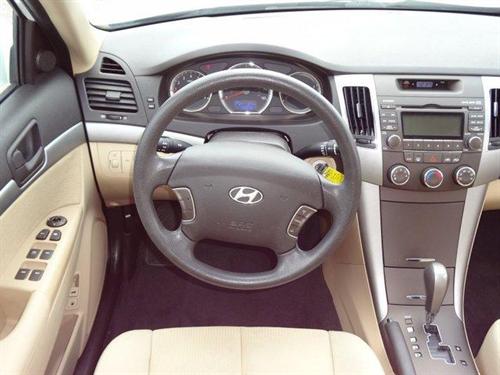 Hyundai Sonata 2009 photo 2