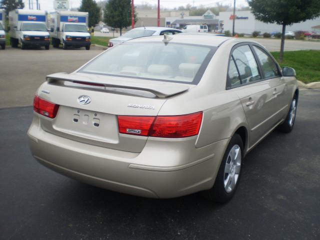 Hyundai Sonata 2009 photo 3
