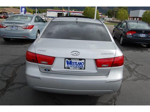 Hyundai Sonata 2009 photo 4